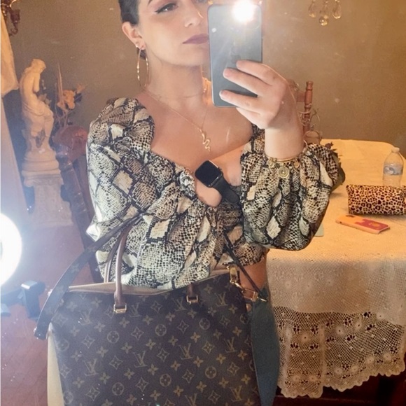 Windsor Tops - Snake print top